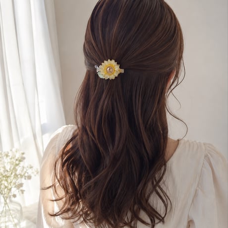 𝗦𝗵𝗶𝗻𝗶𝗻𝗴 𝘀𝘂𝗻𝗳𝗹𝗼𝘄𝗲𝗿𝘀🌻(ヘアコーム・クリップ・ブローチ・帯留め)