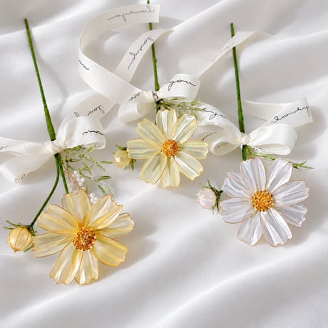 𝗖𝗼𝘀𝗺𝗼𝘀🌼 ..一輪♥..