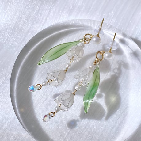 𝐋𝐢𝐥𝐲 𝐁𝐞𝐥𝐥.𓈒𓆸 pierce / earring
