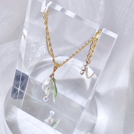 𝐋𝐢𝐥𝐲 𝐁𝐞𝐥𝐥  necklace .𓈒𓆸