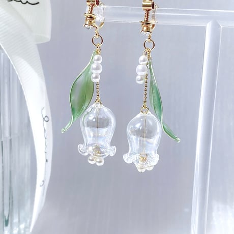 𝐆𝐥𝐚𝐬𝐬 𝐋𝐢𝐥𝐲 𝐁𝐞𝐥𝐥.𓈒𓆸 pierce / earring