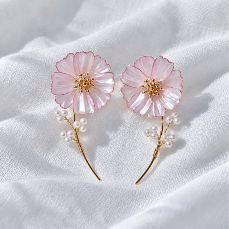 𝗖𝗼𝘀𝗺𝗲𝗮🌼 pierce /earring