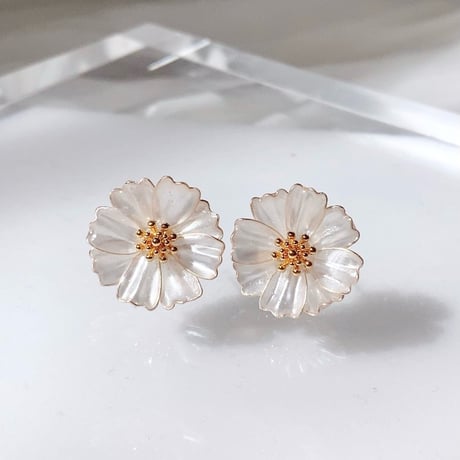 𝗖𝗼𝘀𝗺𝗼𝘀🌼𝟮𝟬𝟮𝟲 pierce / earring