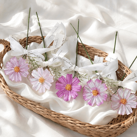 𝗖𝗼𝘀𝗺𝗼𝘀🌼 ..一輪♥..
