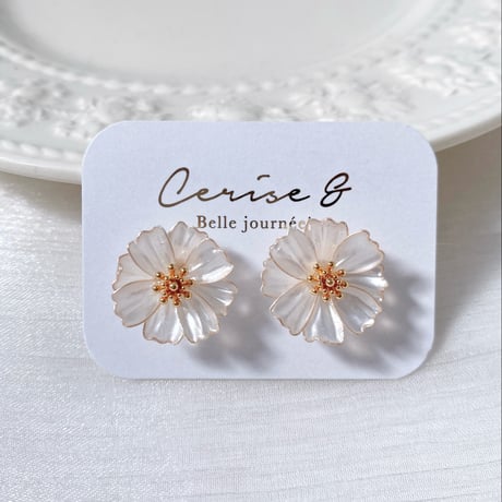 𝗖𝗼𝘀𝗺𝗼𝘀🌼𝟮𝟬𝟮𝟲 pierce / earring