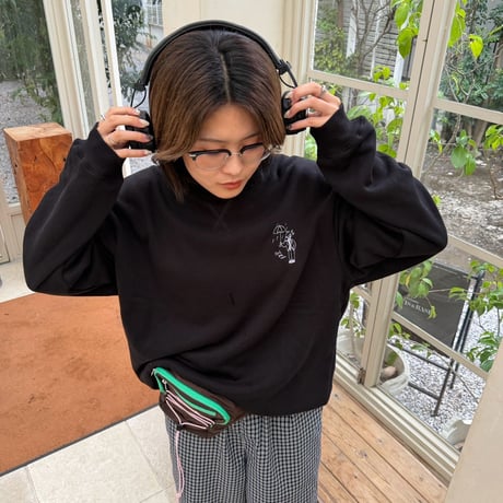 embroidery sweat 　[BLACK]　HEV-26015
