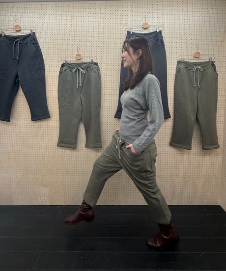 秋冬の味方！超暖ボトムス・サルエル型イージーパンツ　モスグリーン