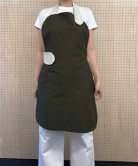 リバーシブルが斬新！フルエプロン/montana 　切り株・オフホワイト