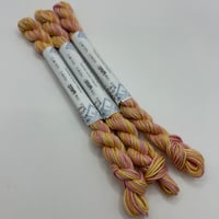 津軽こぎん糸　8058