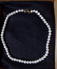 Betty Necklace Pearl / IVORY&GOLD