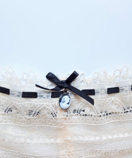 Verdissima Lace Shorts in Ivory