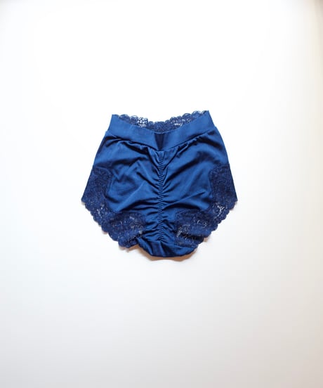 Zermatt Peco Shorts in Navy