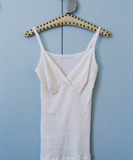 HAZE Cotton Flower Camisole in White