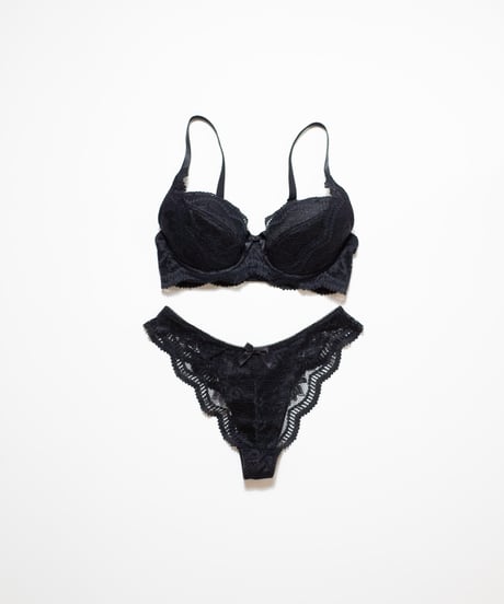 <再入荷>Peco Bra Black Thong Set