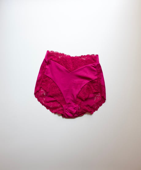 Zermatt Peco Shorts in Raspberry