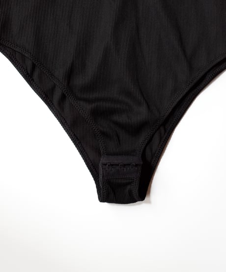 Noo Hot Bodysuit in Black