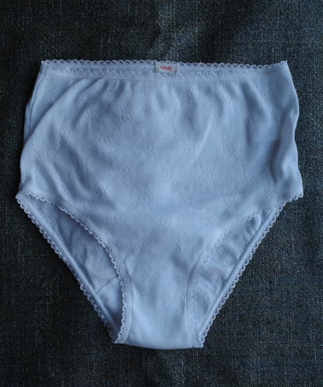 HAZE Cotton Flower High Waist Shorts in White