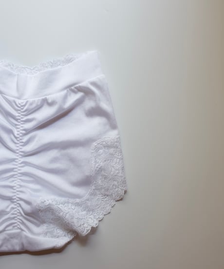Zermatt Peco Shorts in White