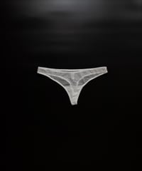 Jeanne Thong in Shiro