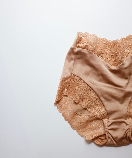 Zermatt Peco Shorts in Moca
