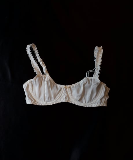 Fruity Booty x Hai Silk Frill Bra in White