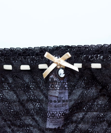 Verdissima Lace Panty in Black