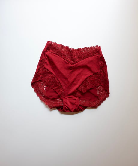 Zermatt Peco Shorts in Ruby