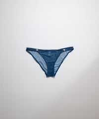 Yasmine Eslami Nina Panty in Tokyo