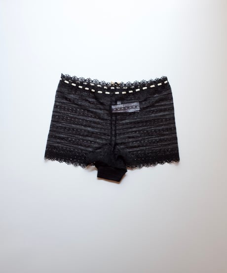 Verdissima Lace Shorts in Black