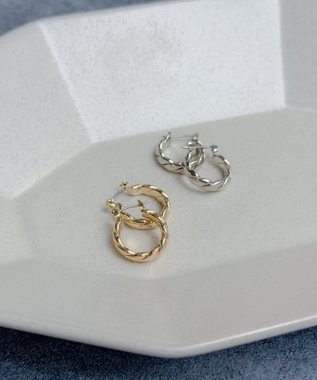 Twist Hoop Pierce / ツイストフープピアス