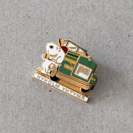 snoopy pin / Nyholm yhtymä
