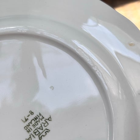 arabia Lilja plate