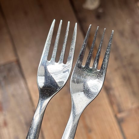 Finnair logo fork
