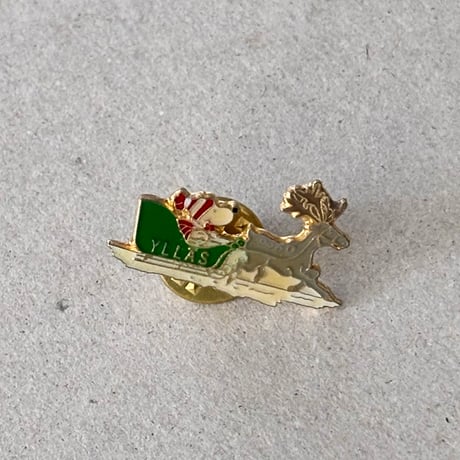 snoopy pin christmas / YLLÄS