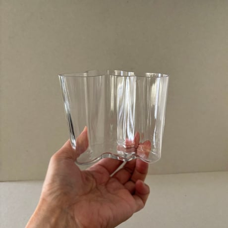 alvar aalto savoy vase clear 95mm