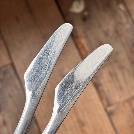 Finnair logo knife