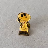 snoopy pin / kesämaa