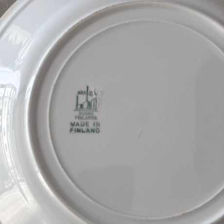 arabi Punavalko plate 22cm