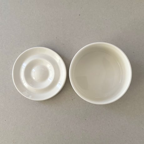 arabia cool suger pot white