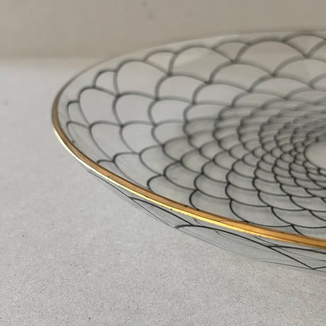 riihimaki ? glass plate line motif  L