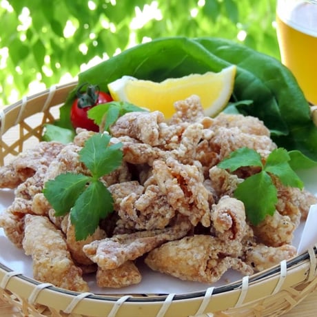 【送料無料 業務用】パリパリ鶏皮揚げ500g 8kg（500ｇ×8袋×2合わせ）【冷凍食品 業務用 から揚げ 鶏肉 鶏皮 イベント オードブル パーティ おつまみ お弁当 居酒屋 時短】