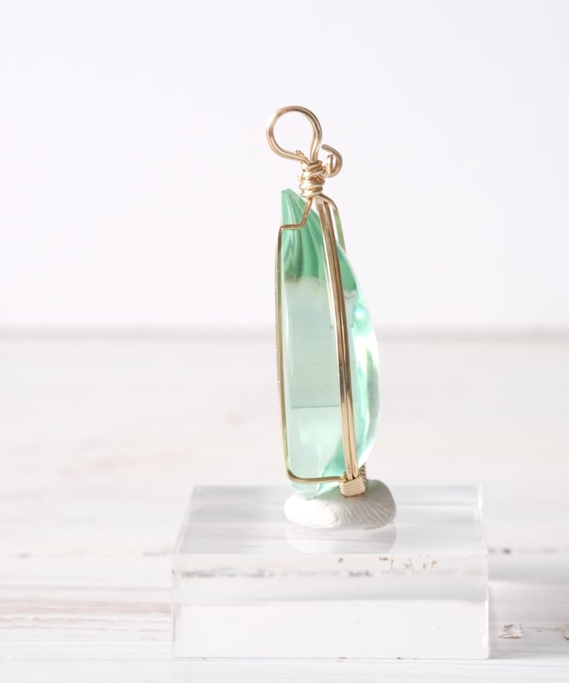 アンダラクリスタル☆アップルグリーン | E Ku'u Crystal