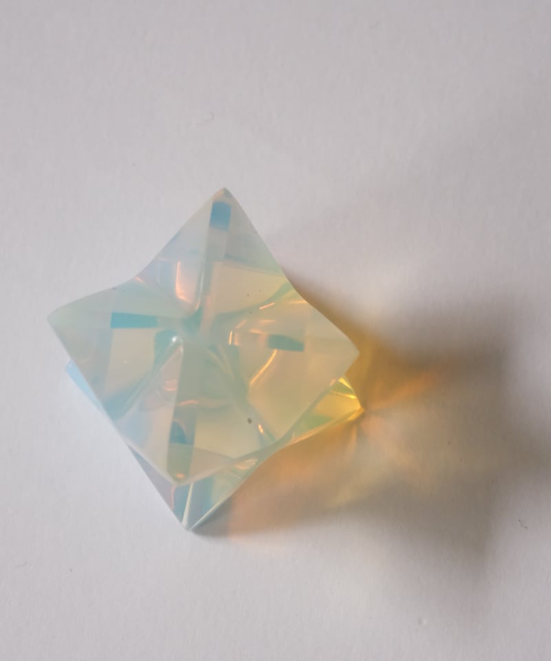 マカバ☆オパールホワイト色（1） | E Ku'u Crystal