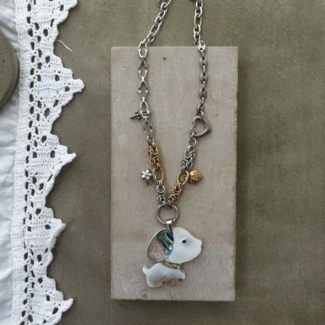 shell dog necklace✩*⋆₊❤︎ ಎ