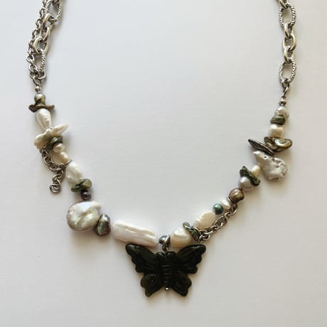butterfly pearl necklace ⋆₊ 𐦍˖˚ֶָ֢ ‧࿔ ❷