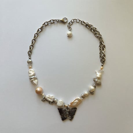 butterfly pearl necklace ⋆₊ 𐦍˖˚ֶָ֢ ‧࿔