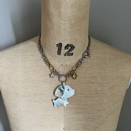 shell dog necklace✩*⋆₊❤︎ ಎ