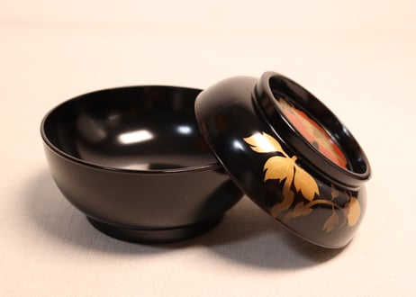 総黒蒔絵牡丹図菓子椀①