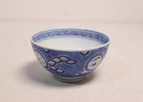 江戸幕末染付丸窓と七宝散らし図蓋茶碗