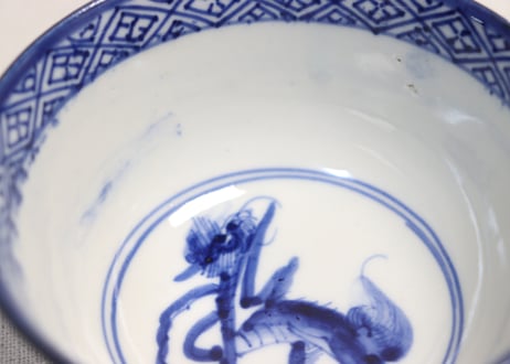 明治前期染付麒麟と微塵唐草図通り物飯茶碗